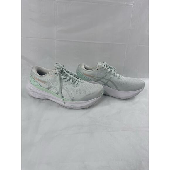 ASICS Gel Kayano 30 Pale Mint 10.5 1012B357 Running Comfort 4D Guidance System - Picture 1 of 11
